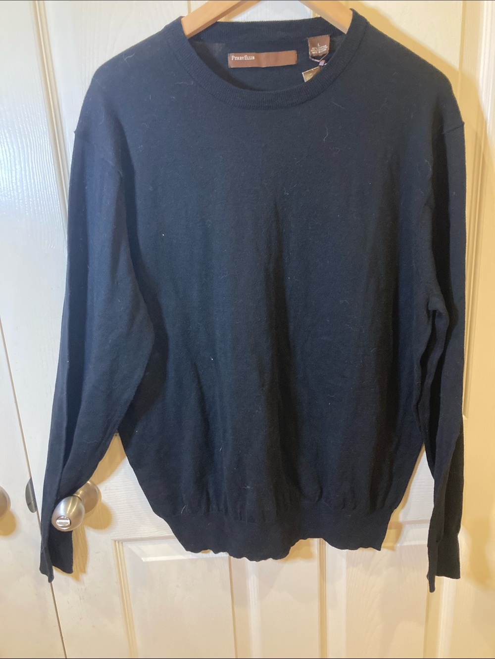 Perry Ellis Men's Navy Crewneck Sweater